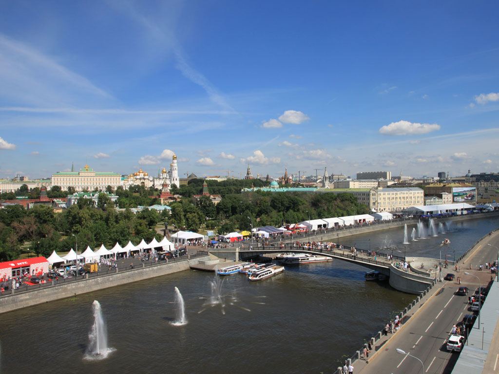 Автоспортивное шоу “MOSCOW CITY RACING 2012”