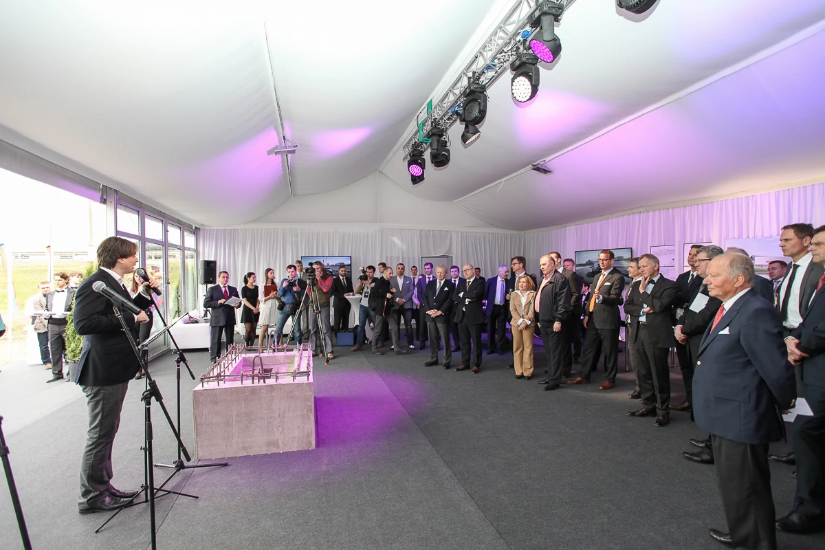 Классические конструкции PARTY TENT вид внутри